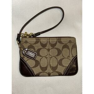 Coach Wristlet Brown Logo Leather 6X4 Inches Vintage